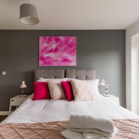 Tm - Rana Court 1 Bedroom Apartment With Balcony 옥스퍼드 외부 사진